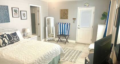 One Bedroom Apartment, One block from the beach BTR #2197