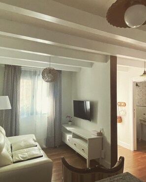 Smart TV, computer monitors, printers