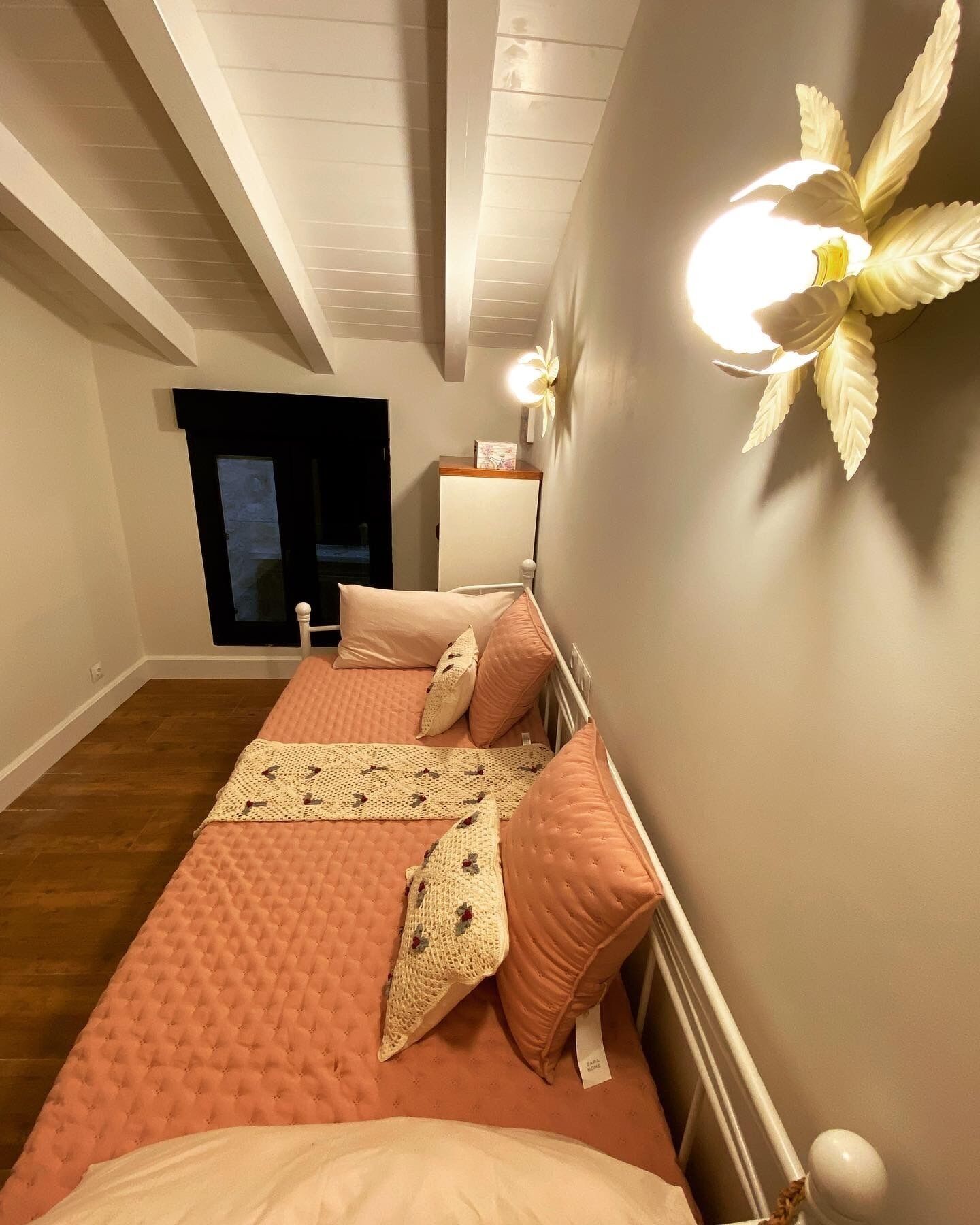 2 chambres, fer et planche à repasser, lit parapluie, Wi-Fi gratuit