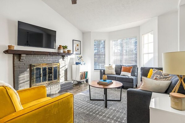 Smart TV, video games, stereo