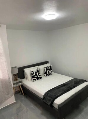 1 bedroom, iron/ironing board, WiFi, bed sheets