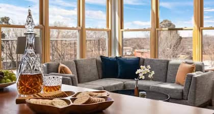 Ski Discounts! Modern Comfort Loft with Stunning Views by Railyard!