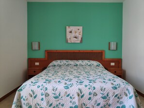 1 dormitorio, caja fuerte, tabla de planchar con plancha y wifi gratis