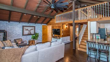 Smart-tv, eldstad och tv-spel