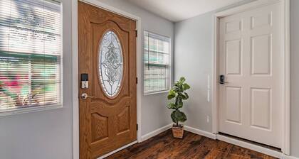 Cozy & Charming Studio Close to Downtown