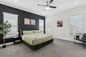 4 bedrooms, free WiFi