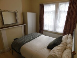 4 chambres, fer et planche Ă repasser, lit parapluie, Wi-Fi gratuit