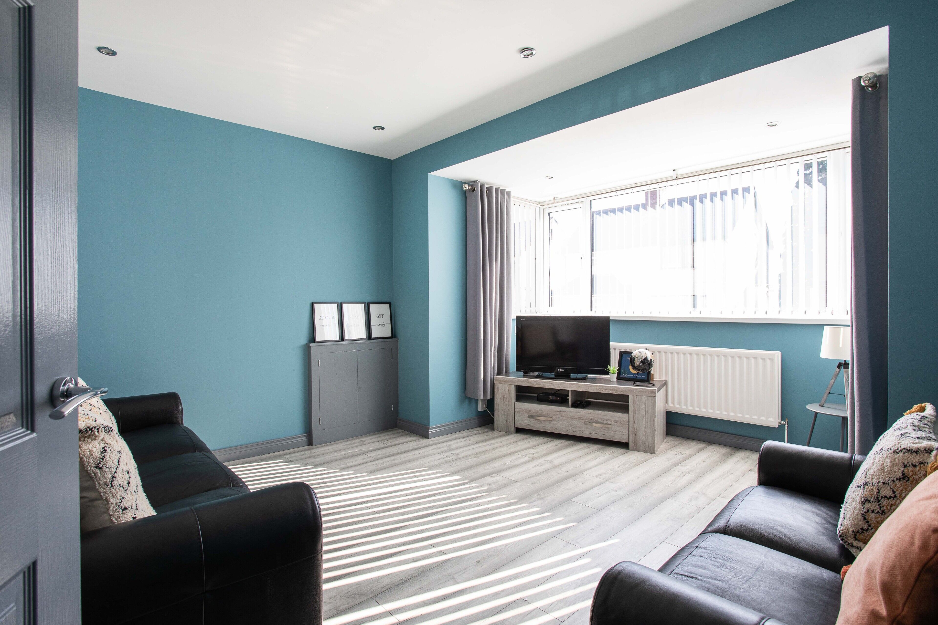 House, Private Bathroom | Lounge
