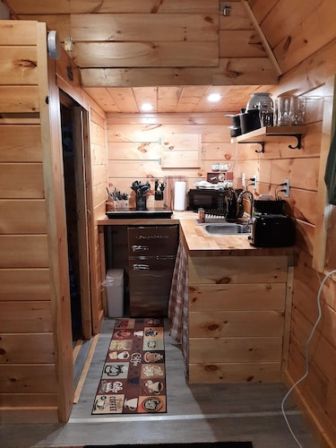 Unique, Cozy Stay near Red River Gorge