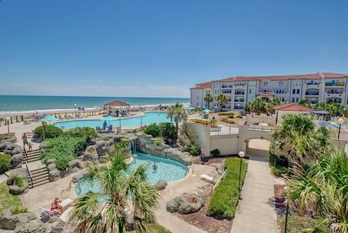 OCEANFRONT 1 BEDROOM AT VILLA CAPRIANI