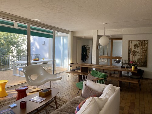 Family villa two minutes from the lake