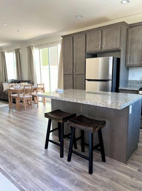 Interior - Brand new Luxury 4 bedroom home close to the beach (Santa Paula)