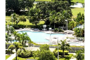 Outdoor pool - Vacation Village 1 at Bonaventure 1br sleeps 4 (Weston)
