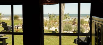 Rustic Beach Front Cottage Charleston NZ