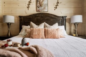 3 chambres, fer et planche à repasser, Wi-Fi gratuit, draps fournis