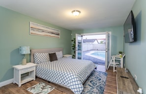 4 bedrooms, desk, iron/ironing board, free WiFi