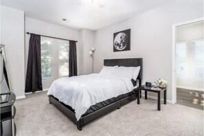 Room - ★New★ Near Downtownϟ WifiNetflix★Cozy Modern Suite (Greensboro)