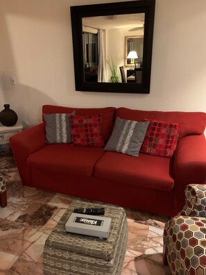 Una Smart TV, libros