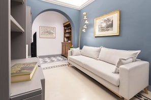 Living area - Dimora D'Azeglio with private patio (Firenze)