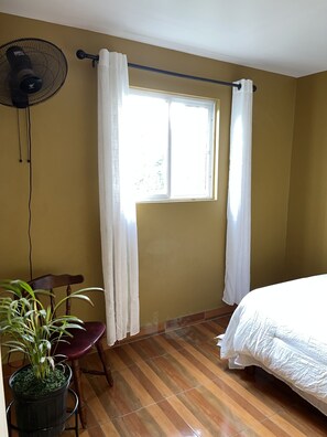 1 多间卧室、WiFi