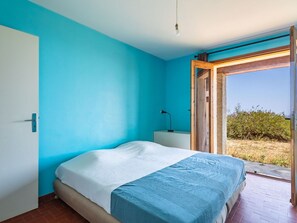 4 Schlafzimmer, Reisekinderbett, kostenloses WLAN, Bettwäsche