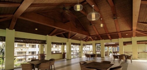 Lovely Brand New 2 bedroom condo - FREE 1 Parking