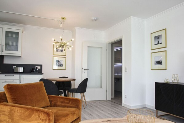 صورة غير مصنفة، 1 من 25، زرّ