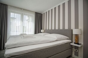 صورة غير مصنفة، 3 من 25، زرّ