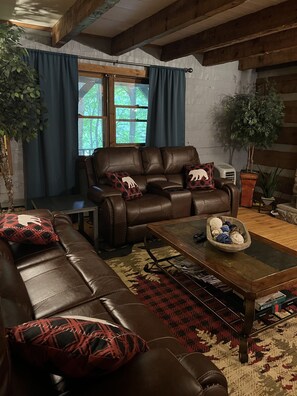 Smart TV, fireplace, video games, ping pong