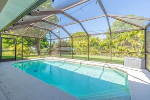 Piscine extérieure, piscine chauffée