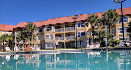 Newly remodeled Town Home 7 in 2022, 1200 Sq ft, Next to SeaWorld