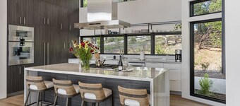 The Quails Crossing-Healdsburg Vineyard Home