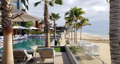 Beautiful luxury ocean front 3 bedroom with spectacular views