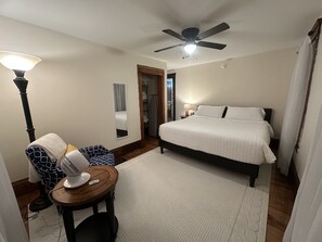 5 bedrooms, desk, iron/ironing board, free WiFi