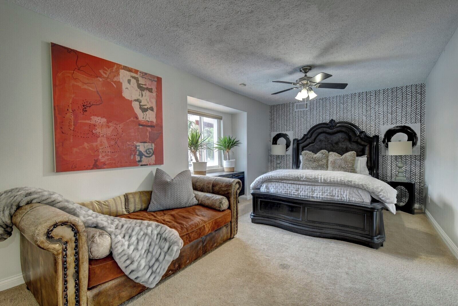 5 bedrooms, desk, iron/ironing board, free WiFi