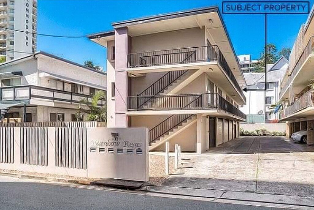 Cosy rainbow bay unit 100m from the beach — image 12
