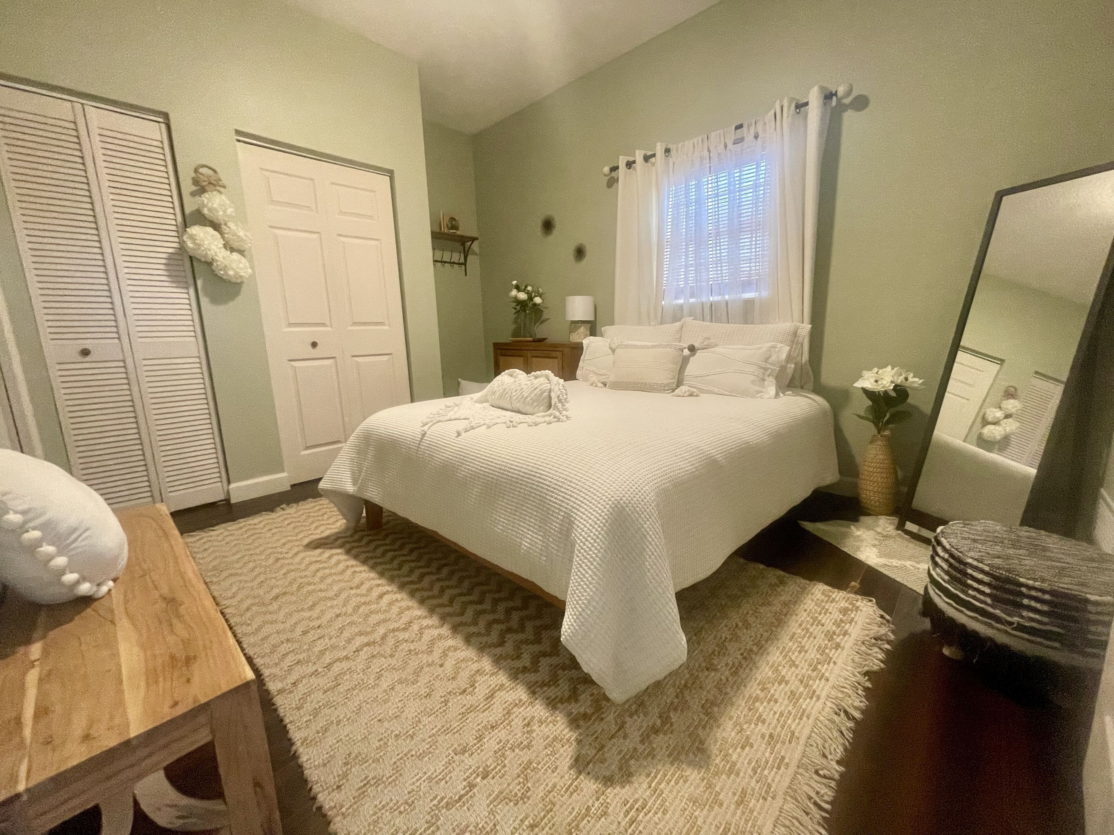 1 chambre, fer et planche à repasser, Wi-Fi gratuit, draps fournis