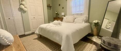 1 bedroom, iron/ironing board, free WiFi, bed sheets