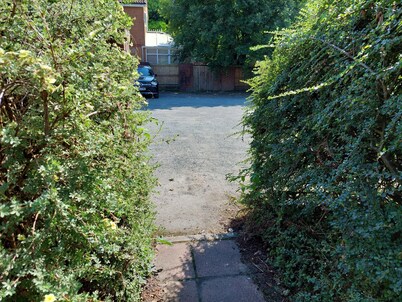 Beautiful 1bed Apartment With a Back Garden