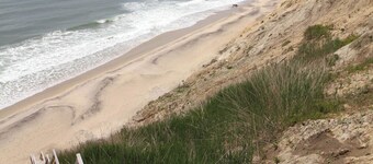 Paisible Scenic Retreat Up-île avec plage privée Vignoble de Martha