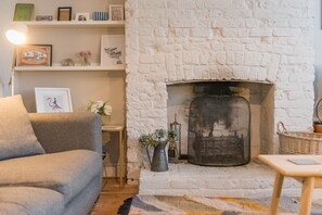 Interior - Fabulous holiday home, close to Whitstable beach and the local attractions (Whitstable)