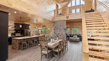 Cabin, 5 Bedrooms | Private kitchen | Fridge, oven, stovetop, coffee/tea maker