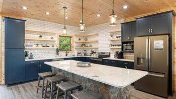 Hytte, 5 soverom | Eget kjøkken | Kjøleskap, ovn, kokeplater og kaffetrakter/tekoker