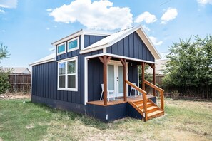 Exterior - Take it Easy in a Casita with everything you need (Dripping Springs)