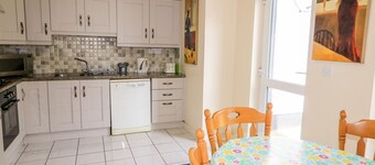Bridgetown Cottage