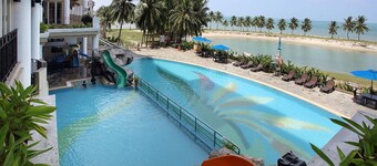 Beachfront Seaview Paradise Lagoon Apartment Port Dickson PD