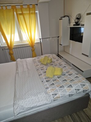 7 bedrooms, WiFi