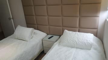3 chambres, fer et planche Ă  repasser, Wi-Fi gratuit, draps fournis