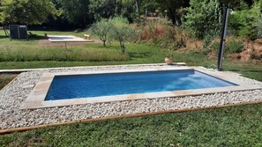 Outdoor pool - Beautiful apartment in country house. Saint Remy de Provence. (st remy de provence)
