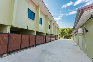 Fachada de la propiedad